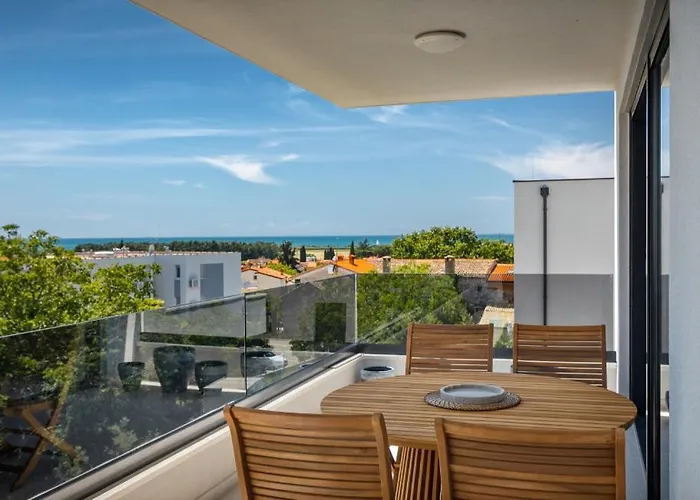 B&m Novigrad By Guide Appartamento